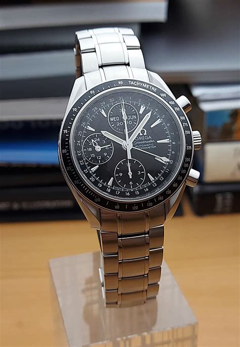 how to change date on omega speedmaster|omega speedmaster day date month.